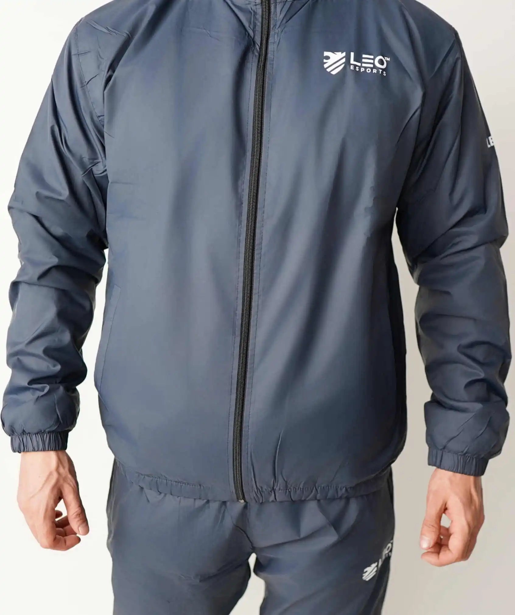 LEO PARACHUTE WINTER TRACKSUIT - Fusion Gears