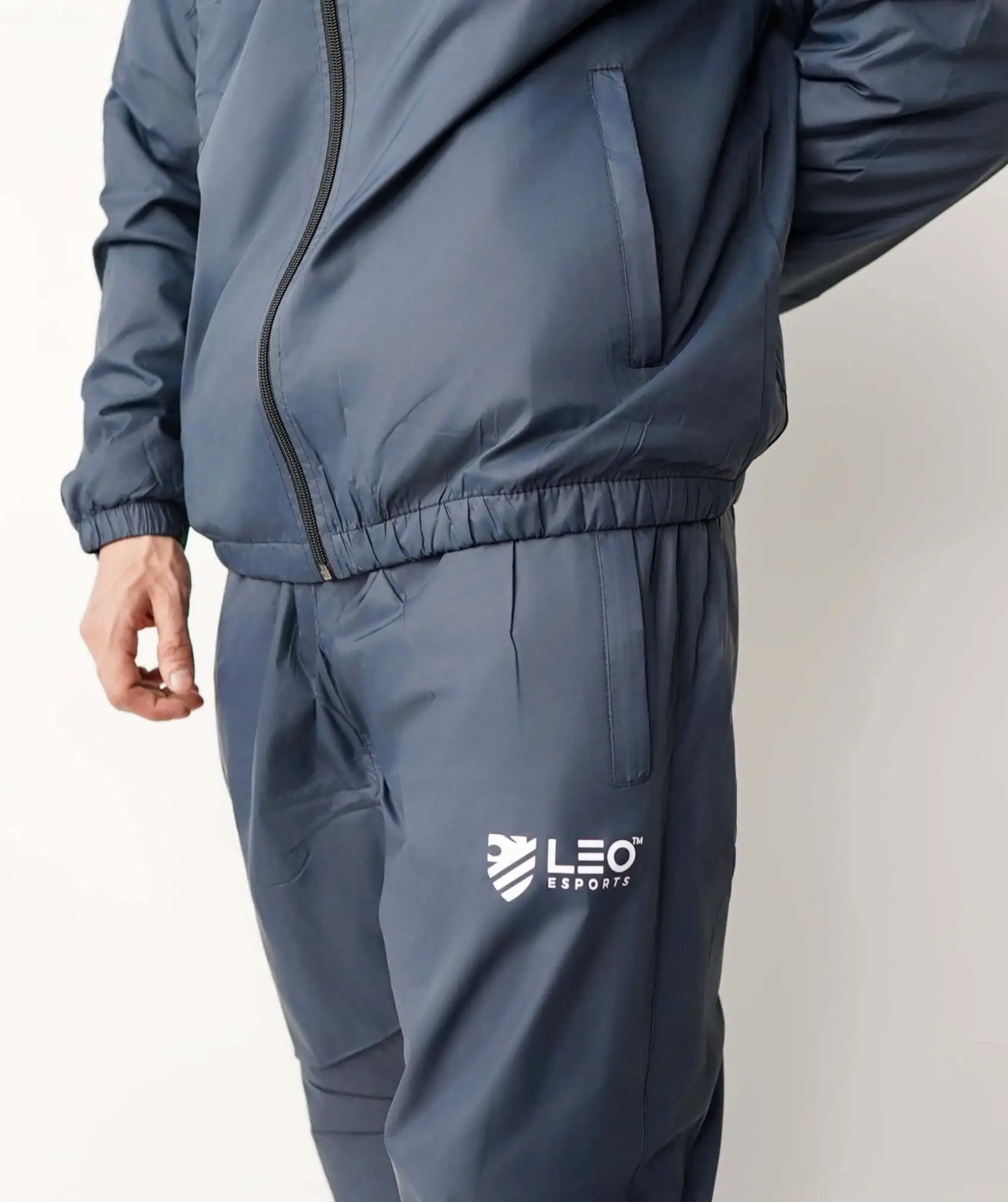 LEO PARACHUTE WINTER TRACKSUIT - Fusion Gears