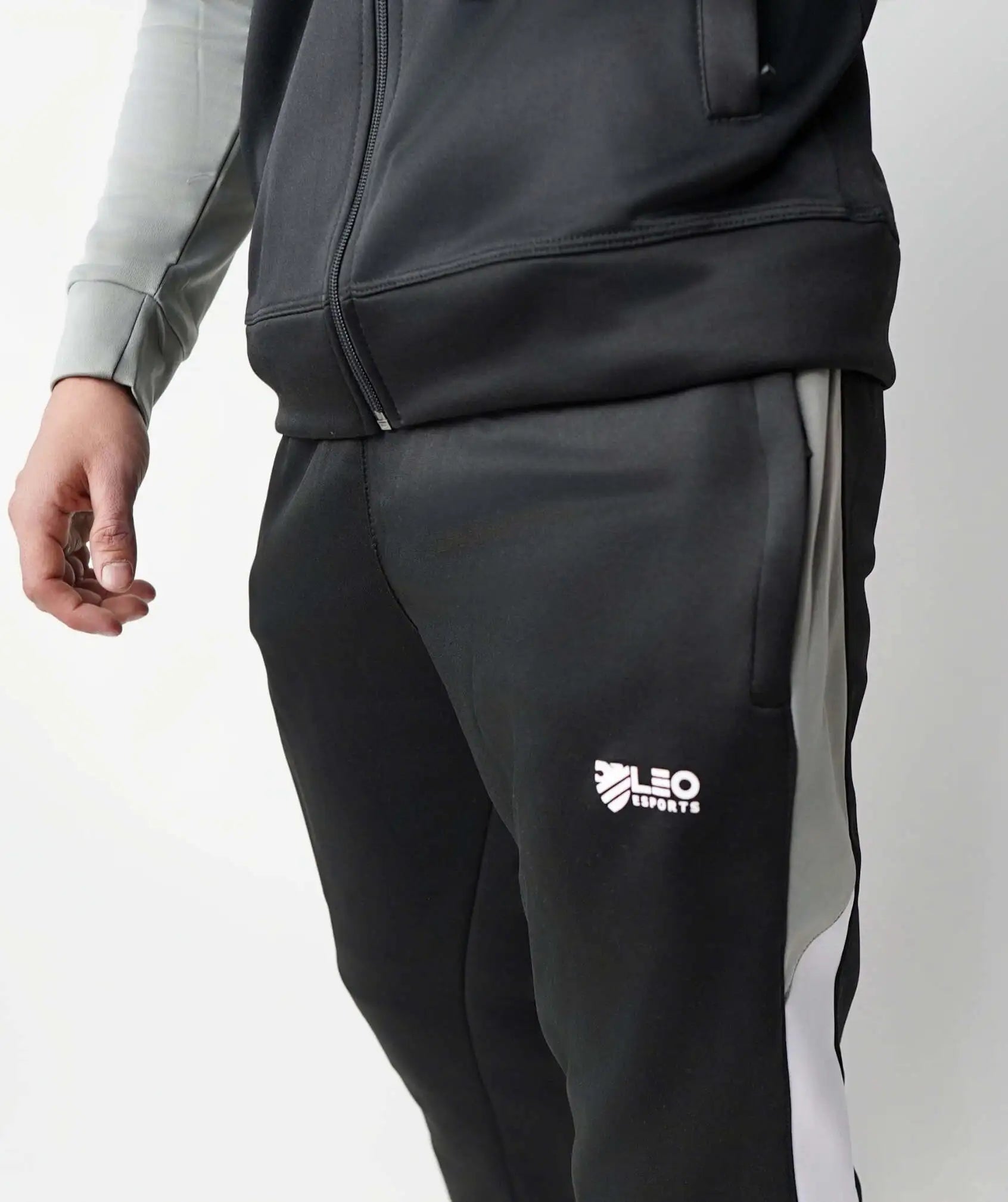 FLEX PRO WINTER TRACKSUIT - GREY BLACK - Fusion Gears